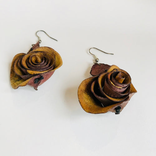 Leather roses earrings