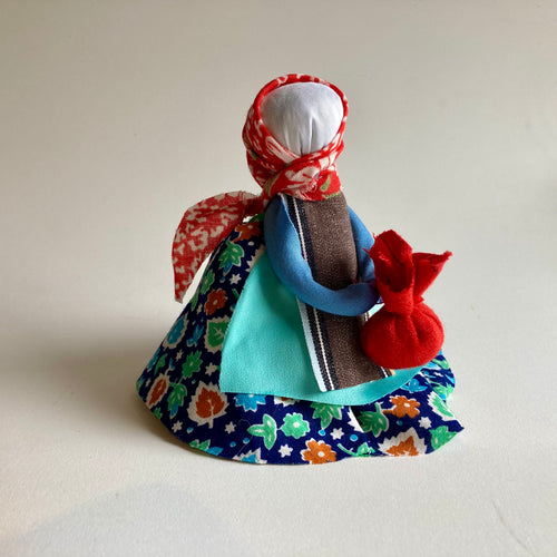 Traditional fabric doll Dorozhka.