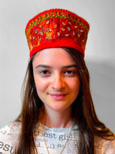 Load image into Gallery viewer, Kokoshnik Mila - modern headpiece, handmade