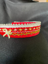 Load image into Gallery viewer, Headband White Pearls - modern headpiece, handmade