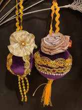 Load image into Gallery viewer, Christmas tree velvet sphere ornament set #10, handmade