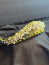 Load image into Gallery viewer, Headband - White flowers, modern headpiece, handmade