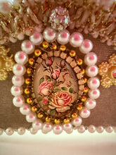 Load image into Gallery viewer, Headband - Beige tiara with medallion, crystals and pearls, modern headpiece, handmade