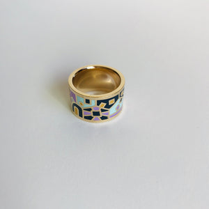 Wide enamel ring with houses pattern