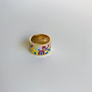 Wide enamel ring with houses pattern