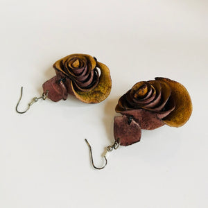 Leather roses earrings