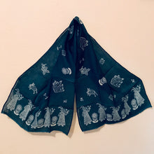 Load image into Gallery viewer, Linen scarf, handprint